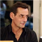 Offro lezioni di storia e sociologia a ragazzi e ragazze di scuole secondarie di I e II grado