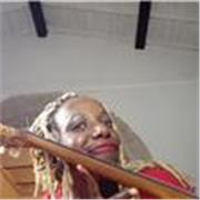 Musicista classica appassionata a svariati generi é pronta ad insegnare a tutti i fan della chitarra, on-line ad un buon prezzo!