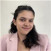 Holaa! Soy una joven de 19 años a la que se le dan bien los más pequeños. 