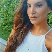 Maestra de educacion infantil con experencia en trato con niños y niñas hasta 10 años. Doy clases de apoyo escolar económicas