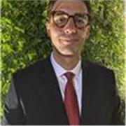 Neolaureando in giurisprudenza imparticesce lezioni e ripetizioni di diritto