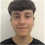 Estudiante de 3º de farmacia con una vision amplia en conocimientos tanto de ciencias experimentales como básicas (bio,qmc,mates)