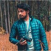 Docente universitario capacitado en diversas áreas en producción audiovisual y diseño multimedia interactivo, también ilusionista profesional y artista escénico