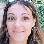 Biologa, con experiencia como profesora de apoyo particular