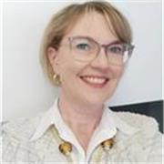 Coach to help students to develop their potential