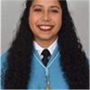 Me defino como una persona apasionada por los idiomas. Estudié Traducción e Interpretación. Estudiantes que quieran mejorar. 