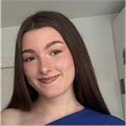 Estudiante Universitaria en Grado de Educación Primaria capaz de adaptarse a cualquier nivel.