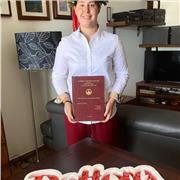 Insegnante di materie umanistiche (Italiano, arte , storia), laureata in beni culturali