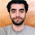 Ortamdaki herkesi konuşmaya dahil edebilirim. Yol bulmada iyiyimdir.