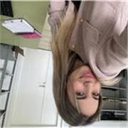 Profesora de inglés disponible y adaptable a tus objetivos y metas.