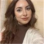 Laureata in Beni culturali (triennale) e in Comunicazione dello spettacolo (magistrale) offre lezioni private in Storia dell’arte