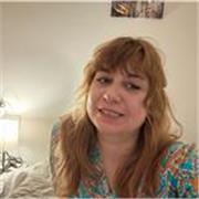 Graduada en formación profesional de administración, psicología infantil, riesgos laborales, recursos humanos, secretariado.