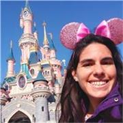 Profesora creativa y paciente. Clases dinámicas de inglés a niños, adolescentes o adultos, adaptadas a sus intereses y objetivos. 