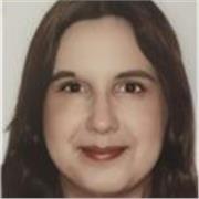 Estudiante de Bachillerato de Artes cursando dos asignaturas a distancia, responsable y creativa.