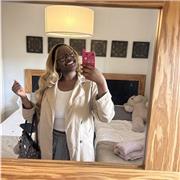 Soy hablante fluida de inglés con sólidas habilidades de comunicación y una gran pasión por ayudar a los demás a aprender. Aunque