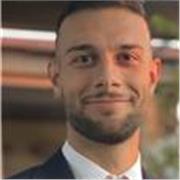 25 anni, laureato, insegno matematica per università, superiori e medie a Roma, a domicilio/ a casa mia/ online. Aggiustiamo quella pagella!