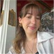 Soy alumna de Educación Primaria especializada en PT y ofrezco apoyo general hasta los primeros cursos de secundaria