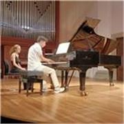 Pianista jove amb Grau Professional i músic en actiu ofereix classes a domicili a Sarrià, Sant Gervasi i Pedralbes.