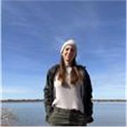 Offro lezioni private o di gruppo a bambini e ragazzi dalle scuole elementari fino all’università. Lezioni personalizzate e ad hoc