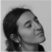 Profesora de diseño gráfico y audiovisuales
