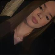 Des calculs (addition, soustraction, multiplication…) à des enfants