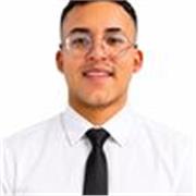 Profesor joven de apoyo escolar, para jóvenes con creatividad y metodología diferente