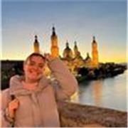 Estudiante de Grado en Filología Hispánica (UB) ofrece clases particulares a niños y adolescentes:)