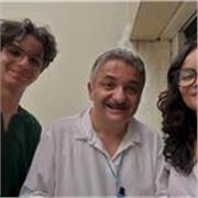 Écrire parler écouter comprendre avec cette langue très précise