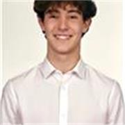 Con muchas ganas de enseñar a cualquier persona que lo necesite y ayudarle a que suba sus calificaciones