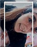 Estudiante de magisterio de ultimo año da clase a niños de primaria y de eso todas las materias