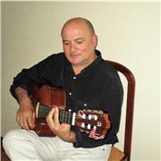 Profesor de Guitarra Española imparte clases particulares de forma presencial en Logroño