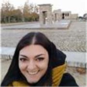 Laureata in Studi letterari, linguistici e storico-filosofiche e futura laureata in Filologia moderna (aprile) con 24 cfu per l'insegnamento