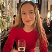Native English tutor who holds two degrees from the University of Oxford in Biology, one of which is a PhD. I have taught English to native and non-native speakers to those of all ages, including schoolchildren, as well as those studying for GCSEs and A-l