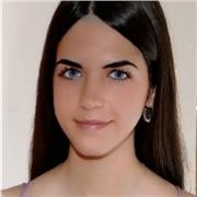 Studentessa universitaria IULM con esperienza come tutor scolastica: ripetizioni e supporto allo studio online e a Milano