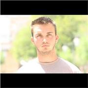 Madrelingua rumeno, diplomatico al liceo linguistico, conosco bene l’inglese e lo spagnolo e posso dare lezioni d’italiano