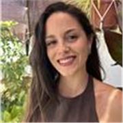 Profesora de la materia de psicología para todas las edades