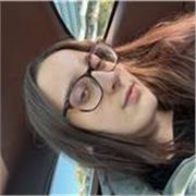 Profesora de refuerzo de primaria y/o ESO en Madrid. Tengo el título de bachillerato de Ciencias Sociales. 