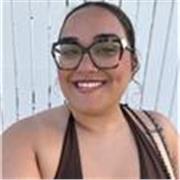 Educadora social con experiencia previa como profesora de apoyo