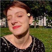 Deutsch als Fremdsprache mit Erklärungen auf Englisch oder Portugiesisch