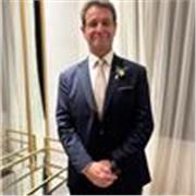 Profesor de Derecho para niveles iniciales y medios