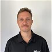 Profesor de Psicología y tutor académico con amplia experiencia y formación. Clases virtuales, o presenciales en Málaga. 
