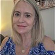 Experienced Mindset Coach helping students build confidence, motivation, self-belief and a positive mindset to achieve their goals