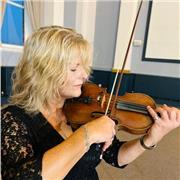 Experienced, Kind & Friendly Violin teacher for online lessons for beginners to Grade 8