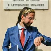 Laureato magistrale in Letteratura e Italianistica impartisce lezioni di Letteratura Italiana, Storia e Geografia