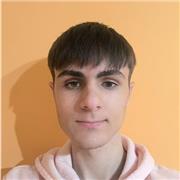 Estudiante en segundo curso de Ingeniería Informática en la UCM da clases de Matemáticas, Física y Química hasta 2º de Bachillerat