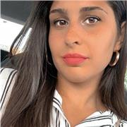 Laureata in Lettere Moderne e Laureanda in Filologia Moderna