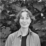 I give private lessons tailored to your levels and specific needs.