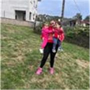 Monitora de ocio y tiempo libre apta para refuerzos de niños de primaria 