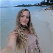 I teach English online to students of all levels, drawing on my experience as a trilingual speaker.