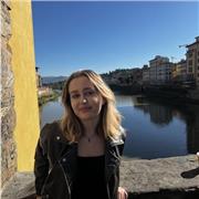 Esperienza Formativa su Misura: Corsi d'Inglese per Bambini, Ragazzi e Adulti, Adatti a Tutte le Età e Livelli